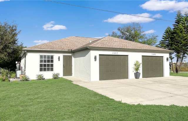 2602 Sunniland Boulevard