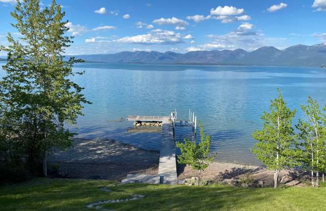 Photo of 540 Shoreline Dr