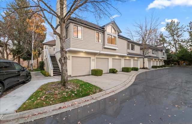 Photo of 2-bedroom 2-bathroom condo, located steps from the Boise River Greenbelt