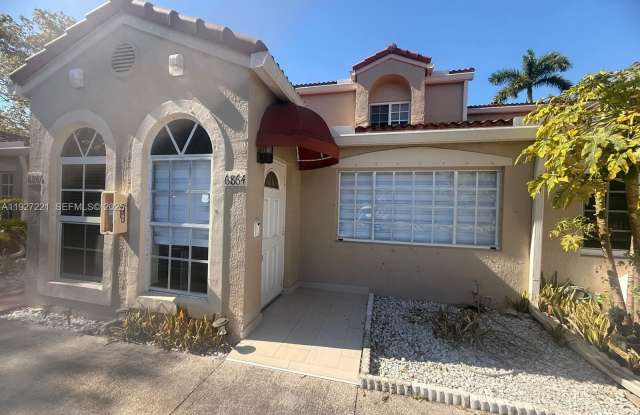 Photo of 6864 NW 166th Ter