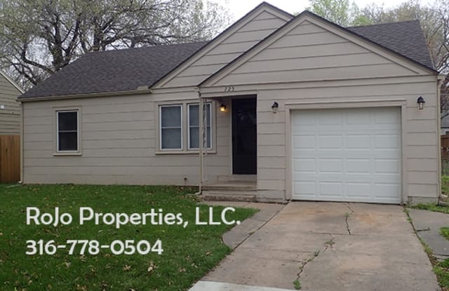 725 S. Barlow - 725 Barlow Street, Wichita, KS 67207