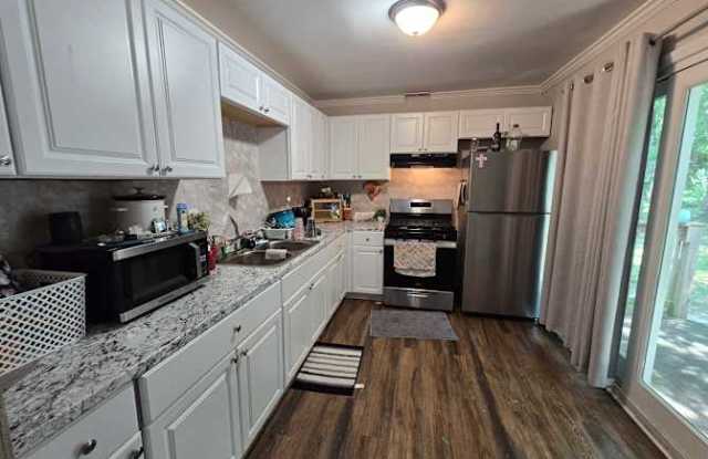 4736 Cinderella Rd ( Room 1 )