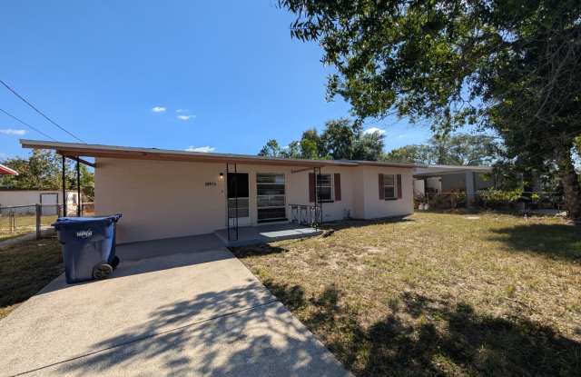 10913 N Hyacinth Ave