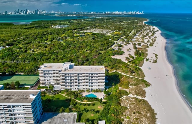 177 SE Ocean Lane Dr - 177 Ocean Lane Dr, Key Biscayne, FL 33149