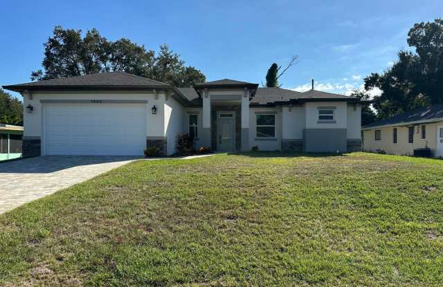 BRAND NEW ANNUAL RENTAL HOME