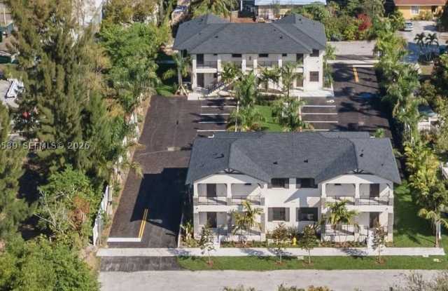 5745 SW 44th COURT