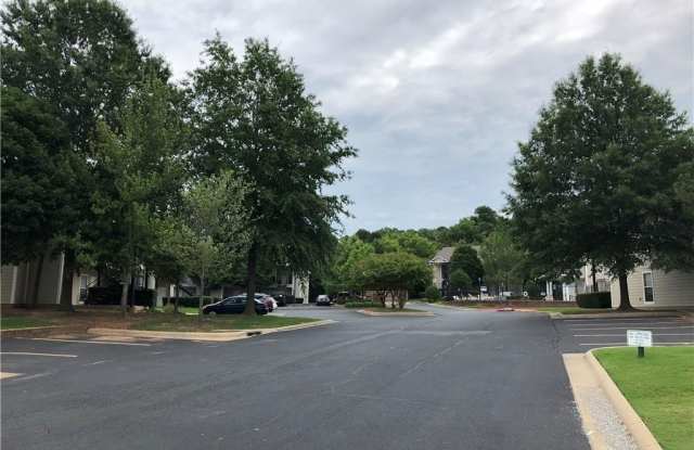 1766  N Gregg  AVE Unit #8