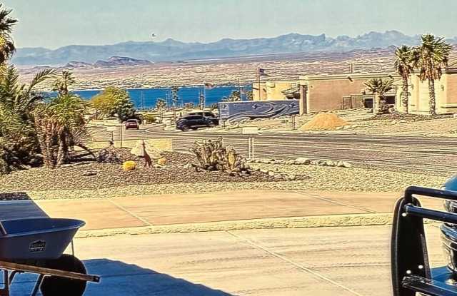 2820 Palo Verde Blvd N