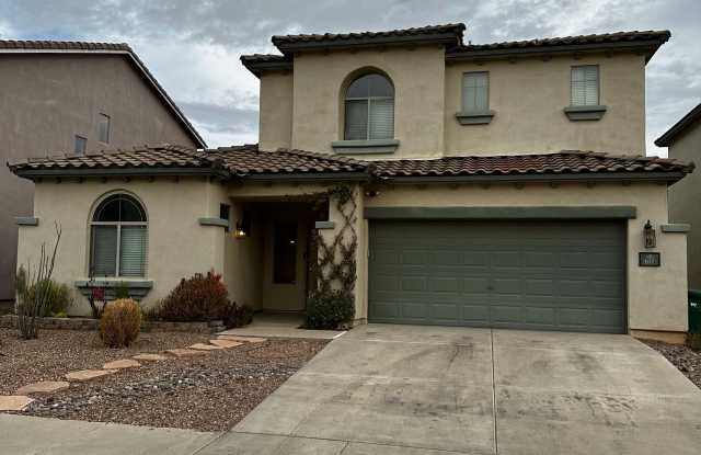 107 East Camino Limon Verde