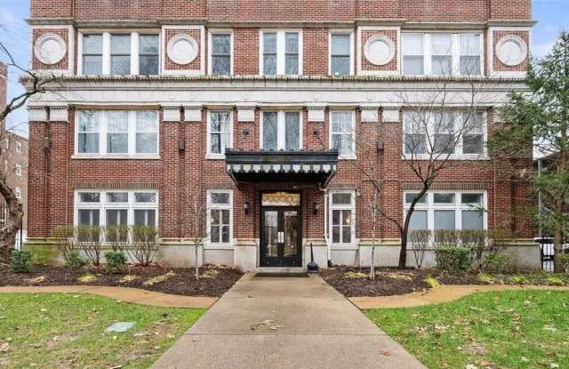 5330 Pershing Avenue - 5330 Pershing Avenue, St. Louis, MO 63112