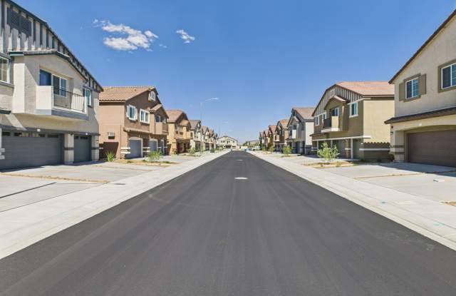 Elkhorn Pointe at Heartland Townhomes