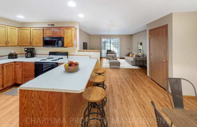 1115 Teakwood Street