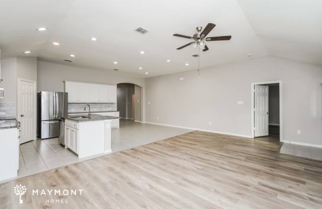 3903 Bridle Path Lane