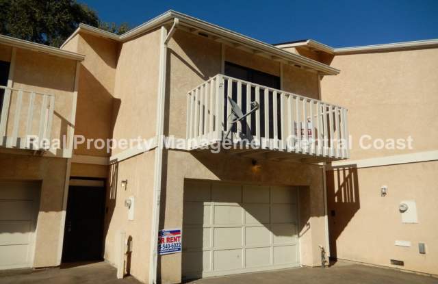 AVAILABLE APRIL - Spacious 2 Bed / 2.5 Bath + Den Paso Robles Condo photos photos