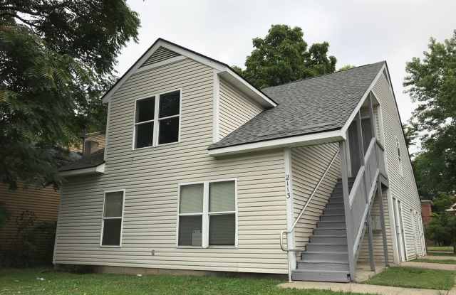 2113 Magazine St #3