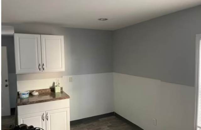 725 North Wood Avenue - 1