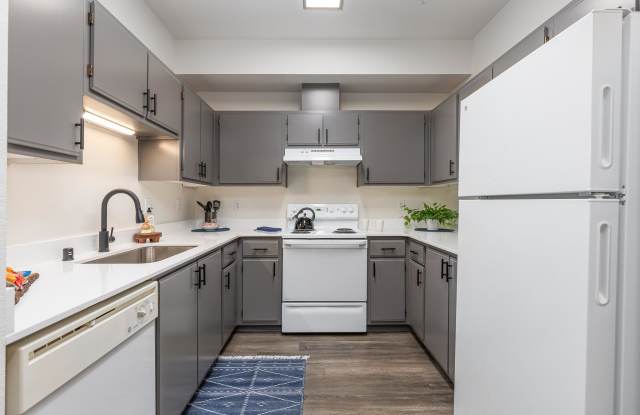 Photo of Shoreline Village Apartment Homes