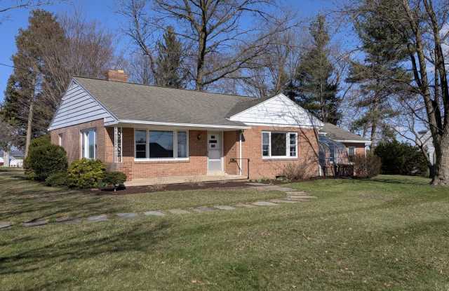 395 West Newport Road