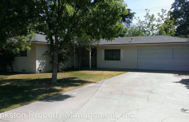 1042 S. Whitney - 1042 South Whitney Street, Visalia, CA 93277