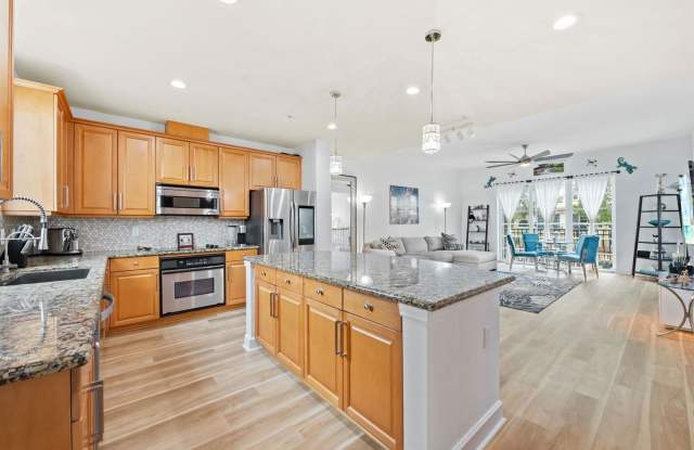 2001 Coral Heights Boulevard