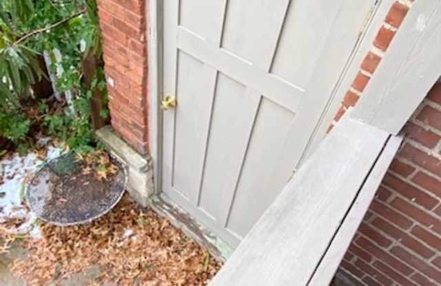 414 Stafford Street