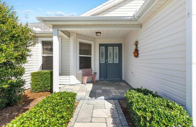 7865 SE 166TH HIBERNIA LANE