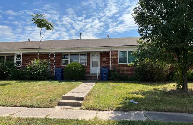 712 S Hunter - 712 South Hunter, Wichita, KS 67207