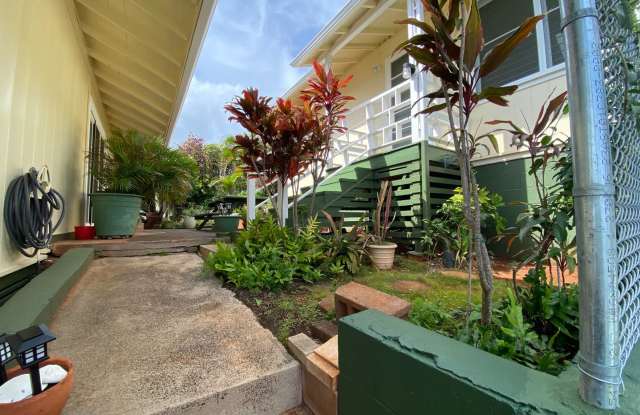 Available Now!! 1 Bedroom, 1 Bath Cottage in Maunalani Heights - 4203 Sierra Drive, Honolulu, HI 96816