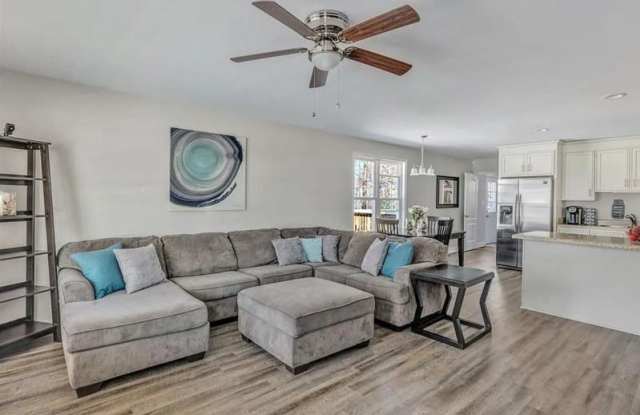 2455 Gracie White Cir