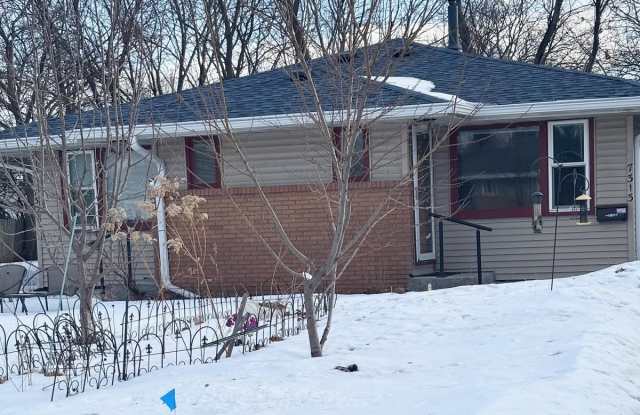 7313 65th Ave N