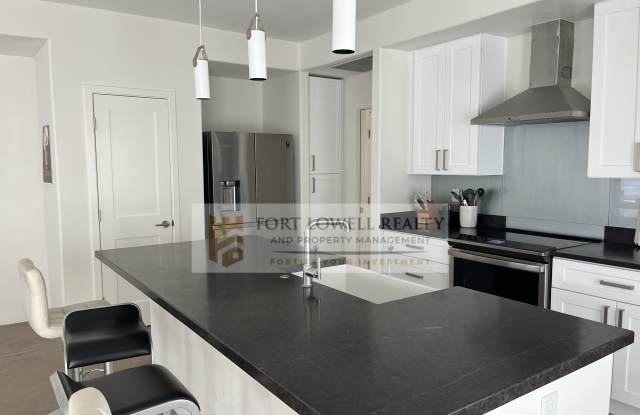 674 S Mordasini Pl