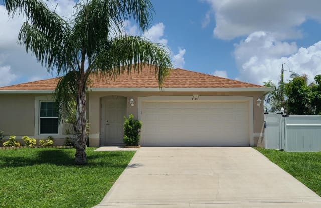 883 Fairhaven Street - 883 Fairhaven Street Northeast, Palm Bay, FL 32907