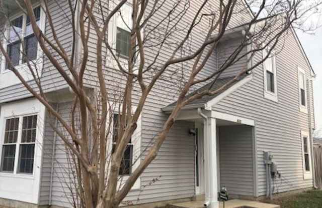 Photo of 4025 Bluebird Dr