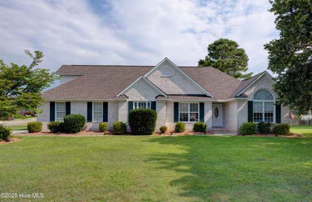 1511 Edgefield Court