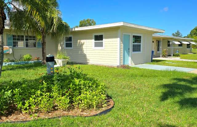 621 Baywood Drive North - 1
