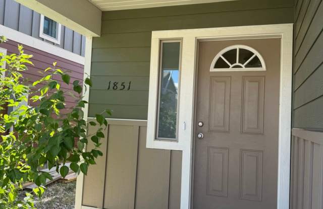 1857 Buckrake Avenue