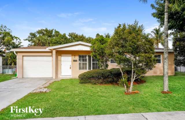 1560 Sunset Strip - 1560 Sunset Strip, Sunrise, FL 33313