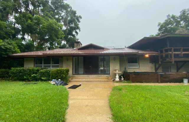 Photo of 1 Arrowhead Drive