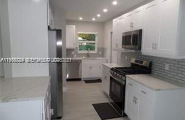 6540 West 11th Avenue