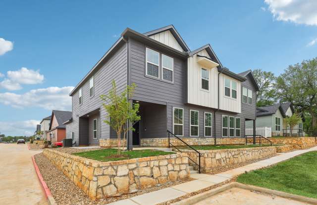 Photo of Canvas on Founders Hill