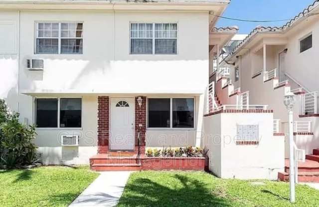 1195 Marseille Dr