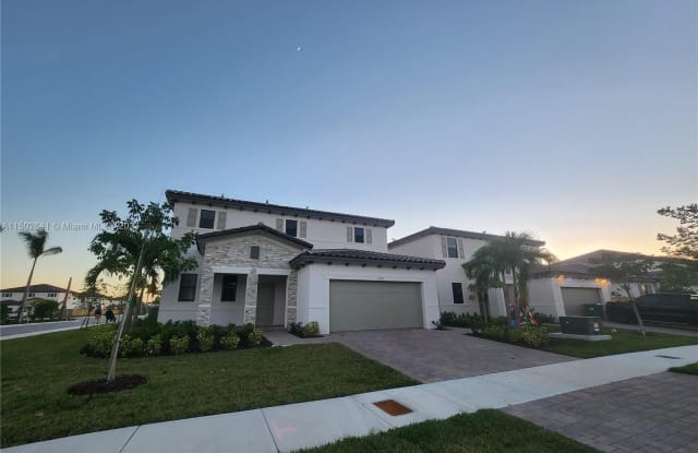 11902 SW 239th St - 11902 Southwest 239 Street, Princeton, FL 33032