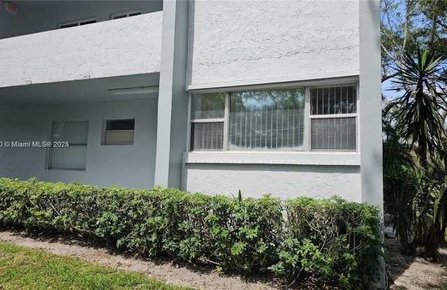 8380 Sands Point Blvd