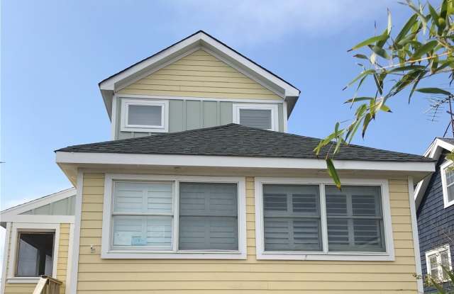 342 Dehnhoff Walk