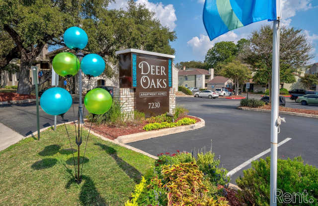 Photo of Deer Oaks