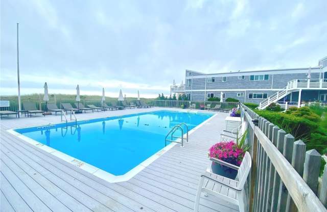 539 Dune Road