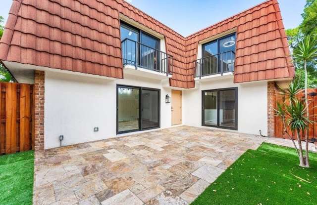 3007 San Clara Drive