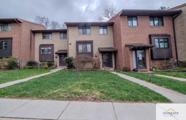 418 Five Farms Ln