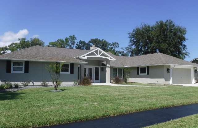 Photo of 652 Pelican Bay Drive