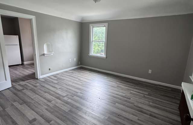 3872 Vine Street - 3